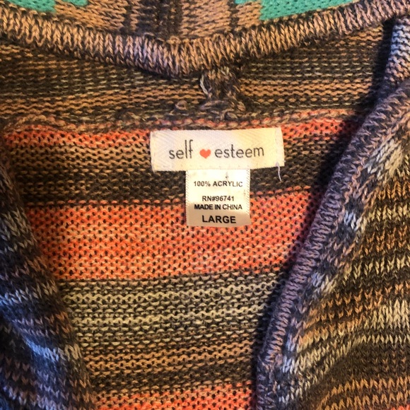 Aztec Print Hooded Sweater - Picture 3 of 4